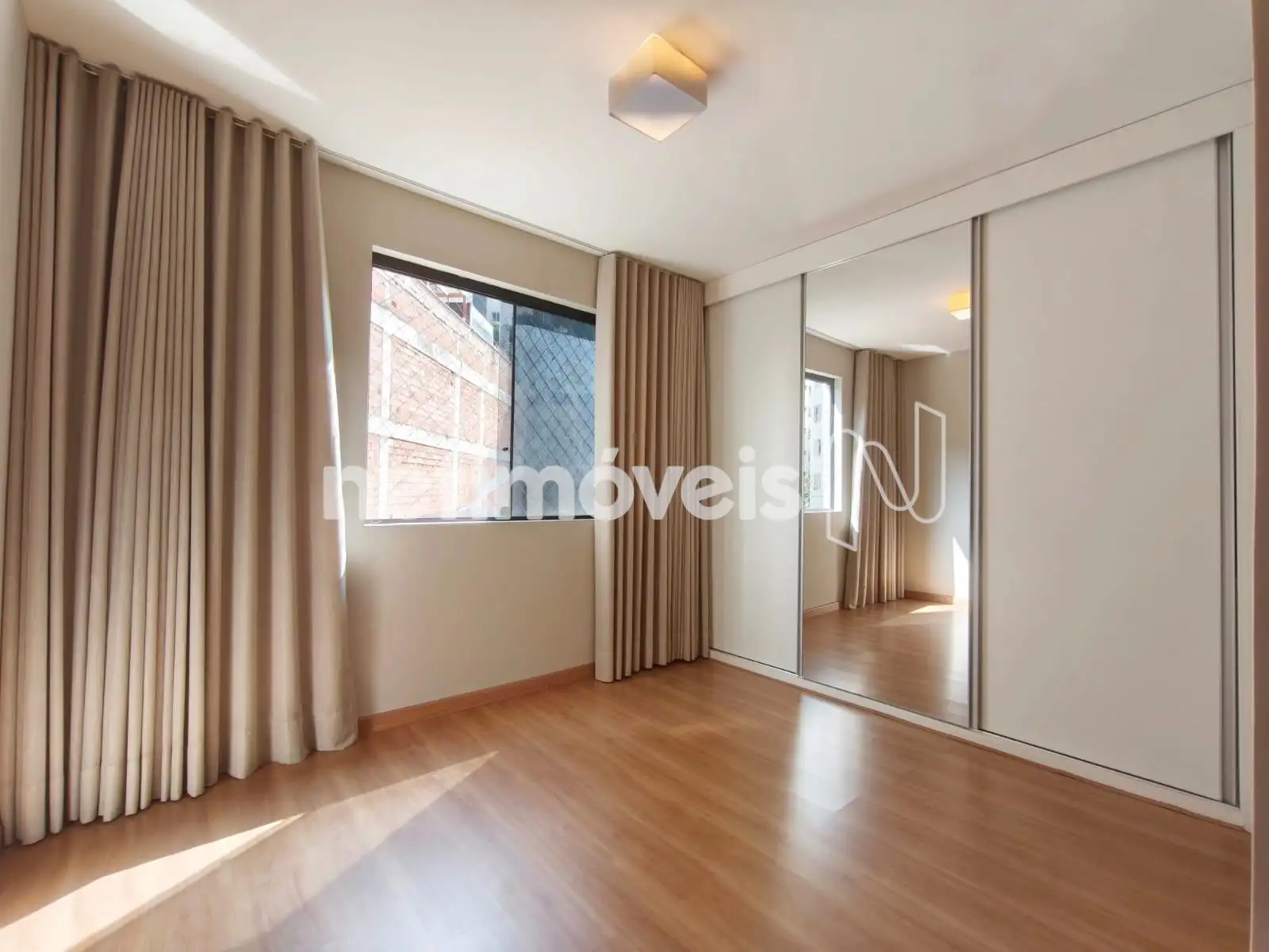 Quarto 01