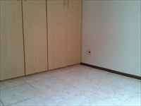 OUTRO QUARTO COM ARMÁRIO