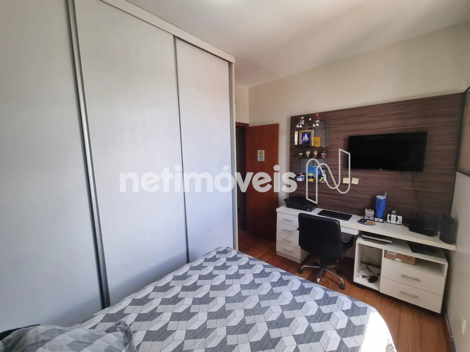 Quarto 01