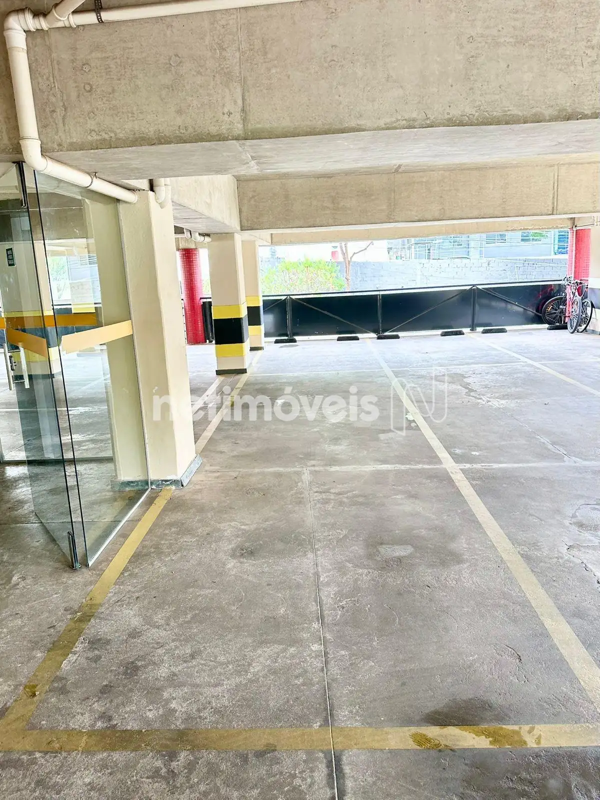 Prédio - Vagas de garagem