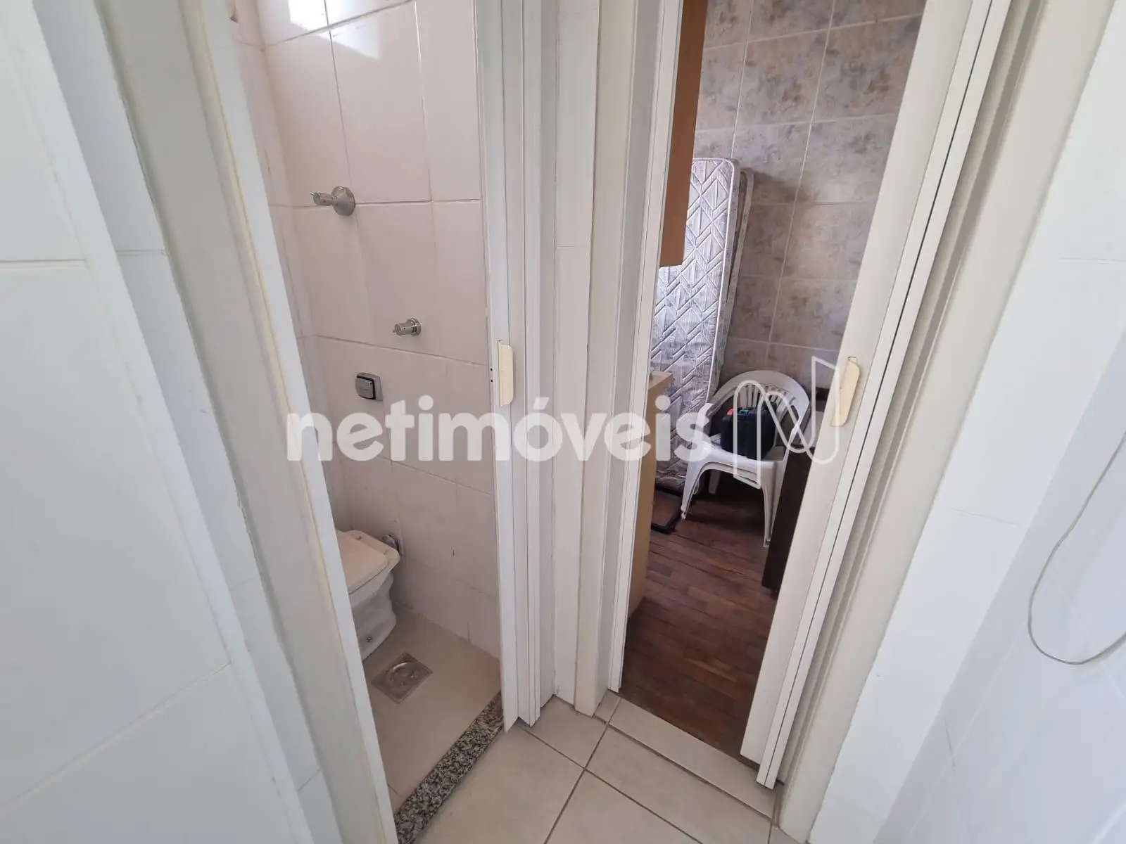 Quarto e Banheiro D.C.E