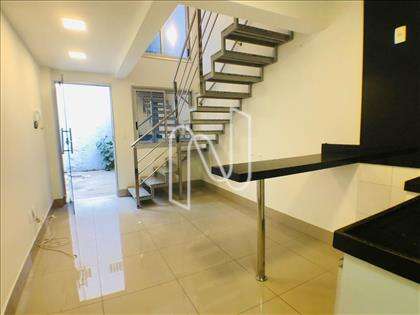 SALA OUTRO ANG.