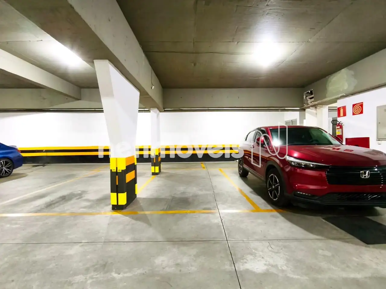 Vaga de Garagem Livre 01