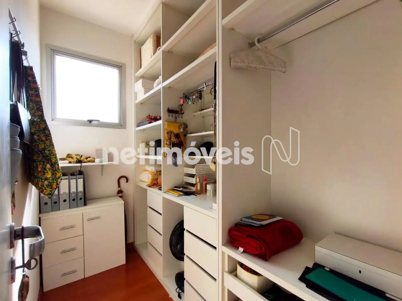 Closet Quarto Suite