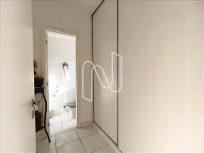 Quarto D.C.E 
