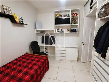 Quarto 01