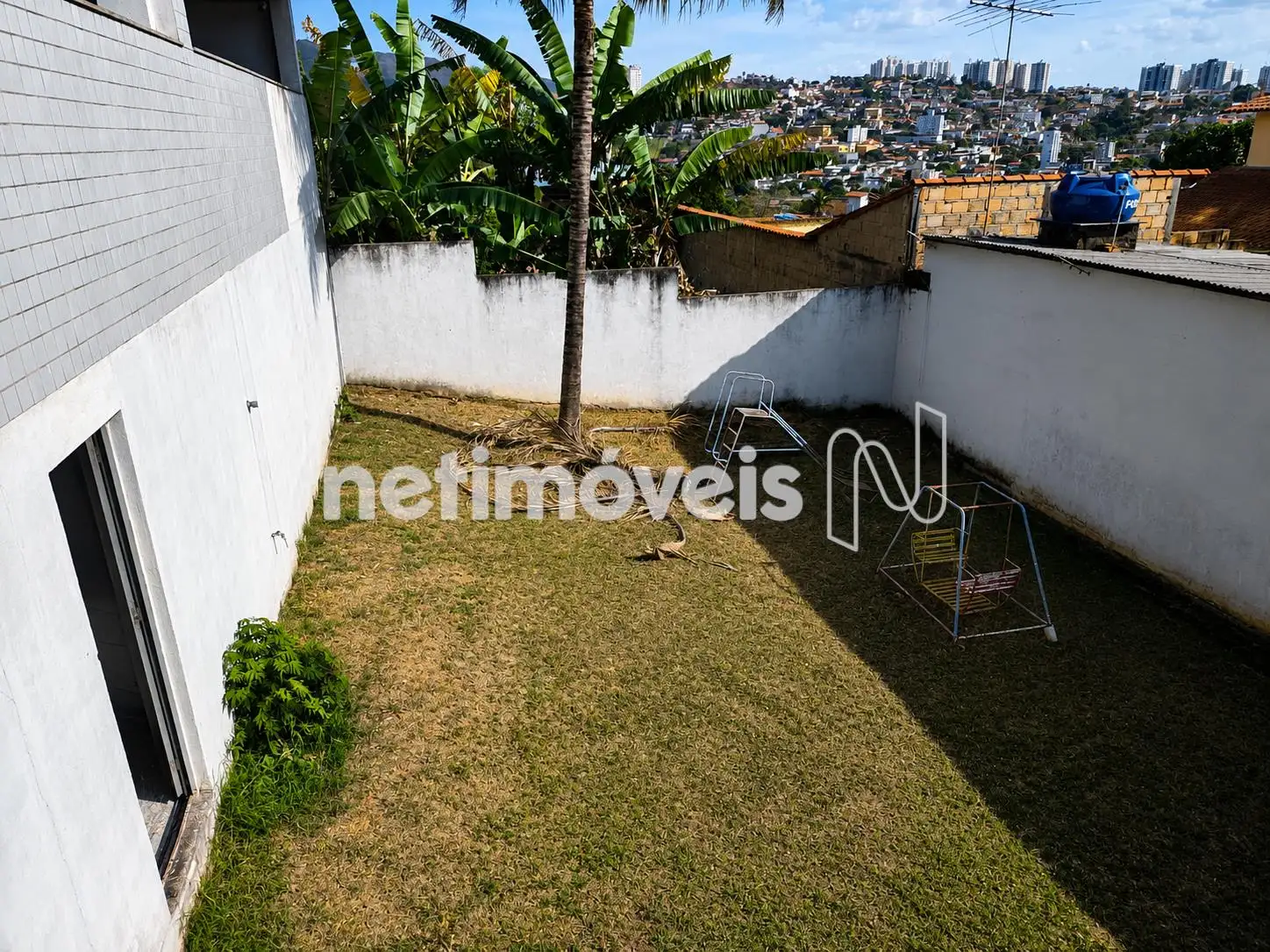 Área livre, playgroud
