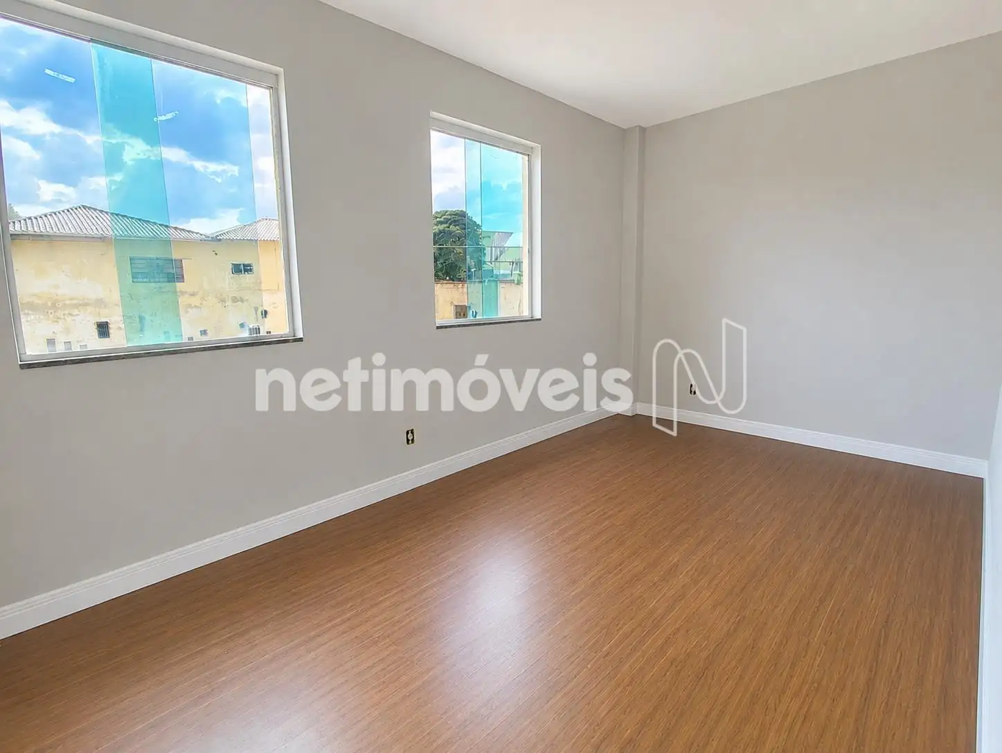 Apartamento para comprar com 80 m², 3 quartos, 1 banheiro, 1 vaga em Rua Alípio de Melo, Jardim Montanhês, Belo Horizonte