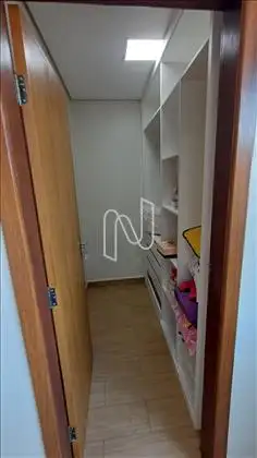  Closet 