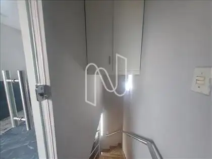 Escada acesso cobertura  