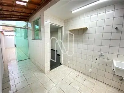 Área de Serviços