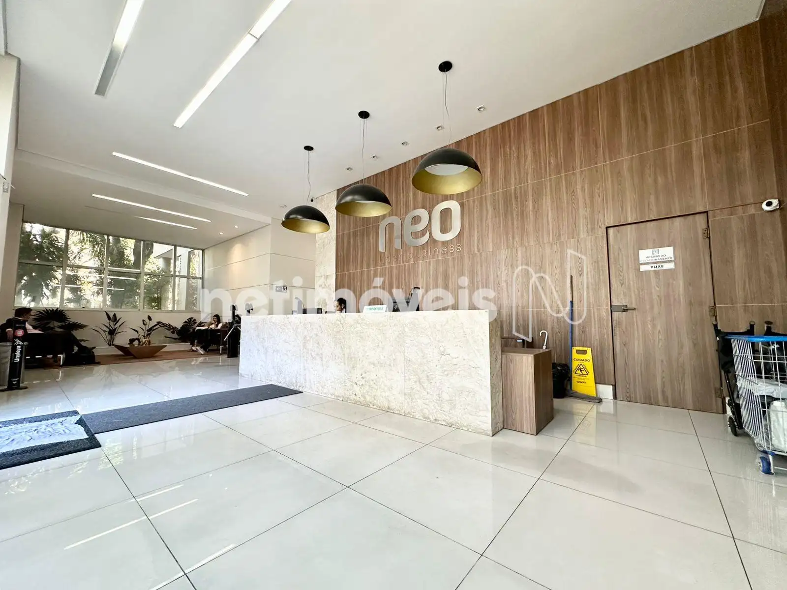 Prédio - Recepção e Entrada