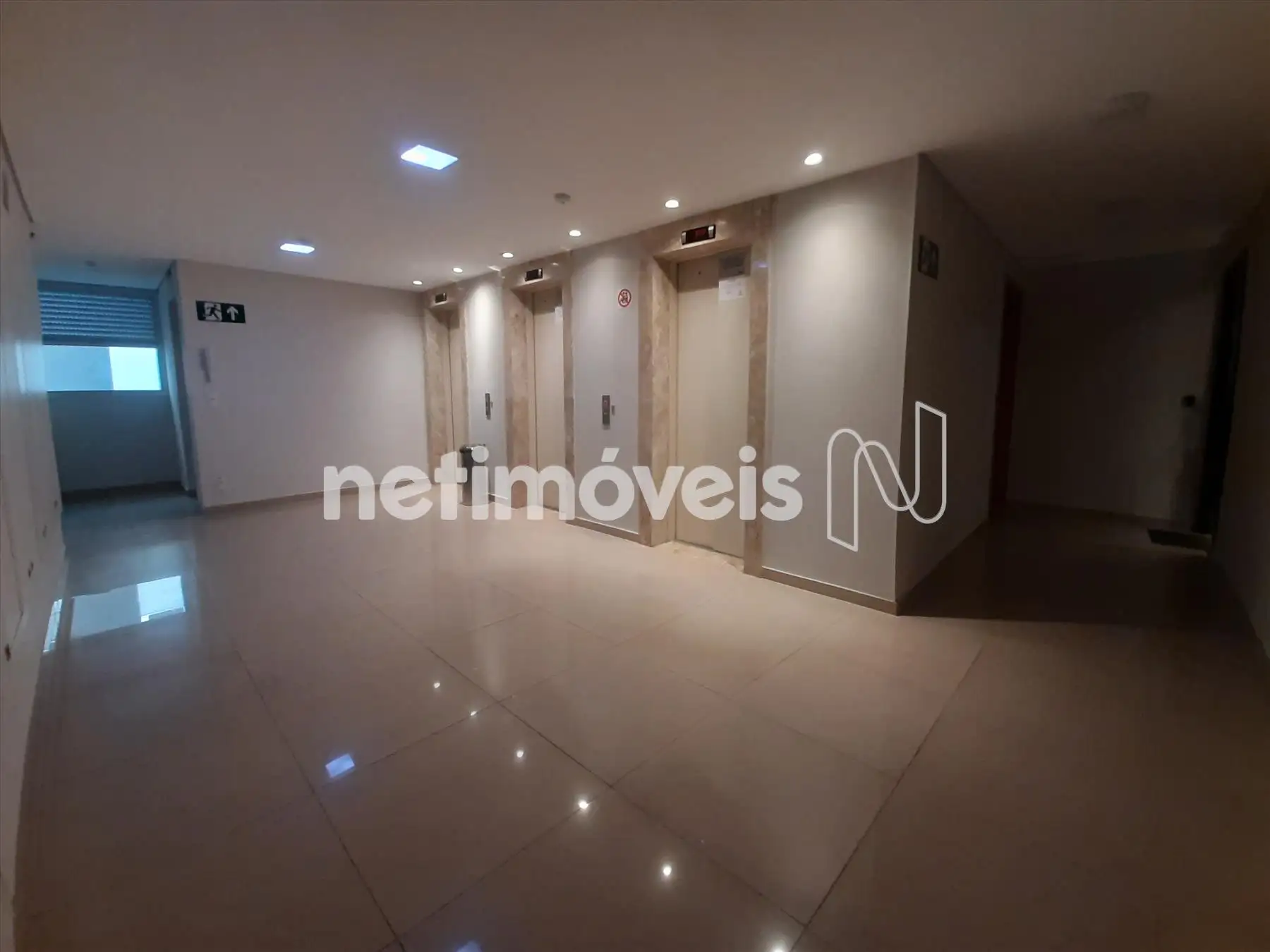 Prédio - Hall do Andar