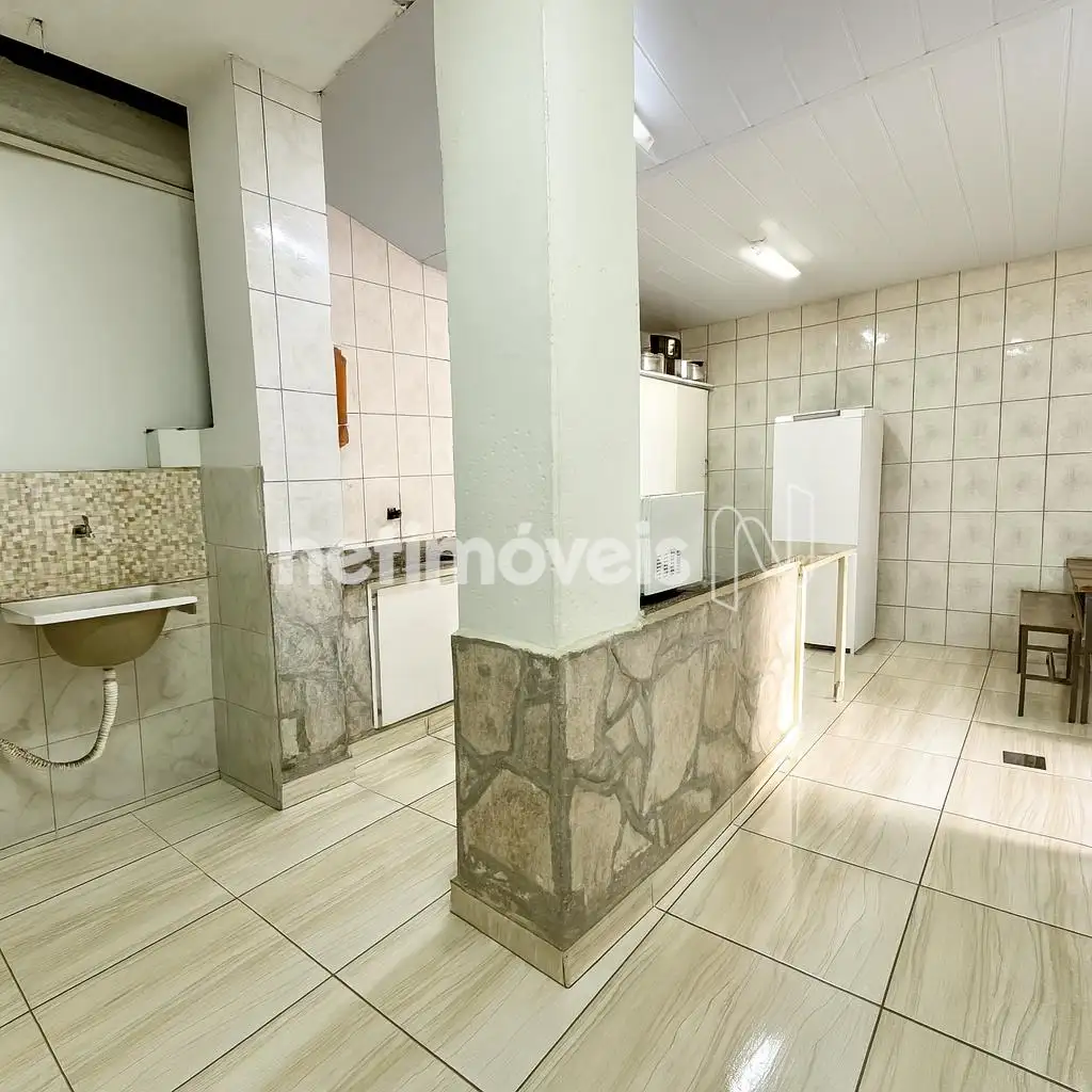 Área de serviços / Cozinha