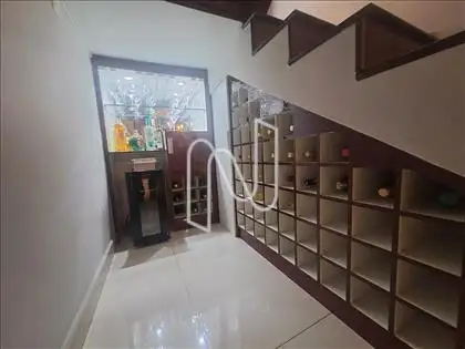 Adega 
