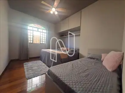 Quarto 02 