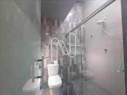 Banheiro área de lazer 