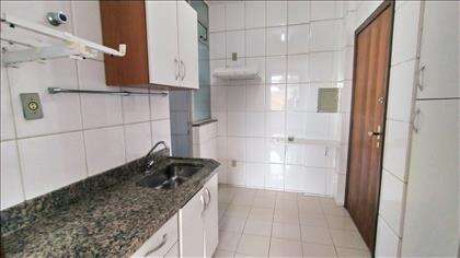 COZINHA C/ ARMARIOS 