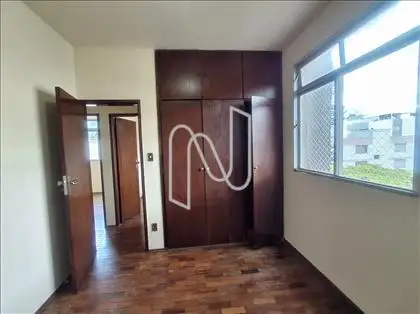 Quarto (Suíte) (Outro Ângulo) 