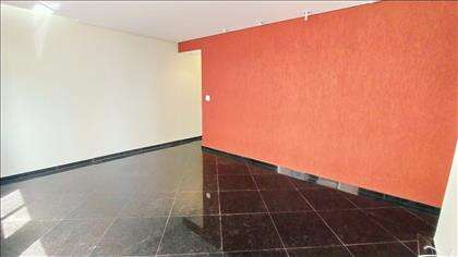 SALA OUTRO ANGULO