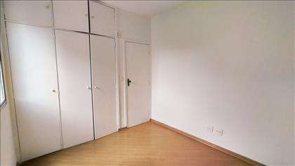 QUARTO 02 OUTRO ANGULO