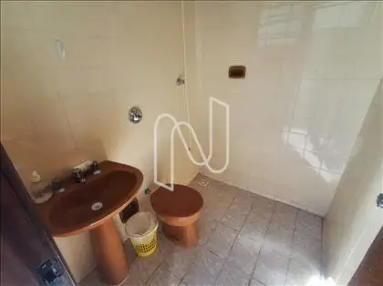 Banho área de serviço externa 