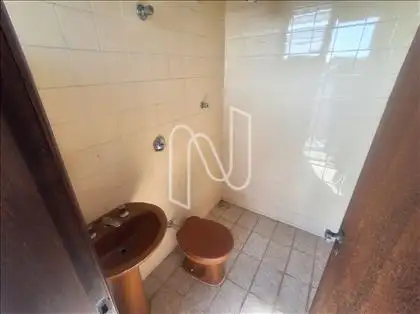 Banho 2° pavimentos fundos