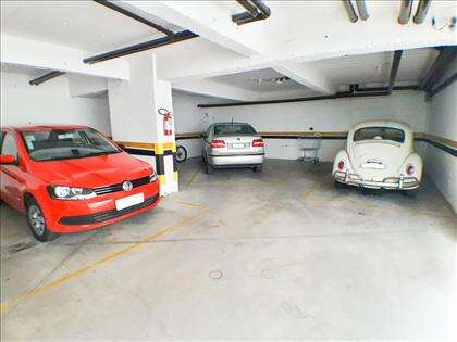 Vagas de Garagem para 03 Veículos