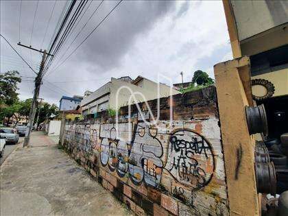  Lote lado direito