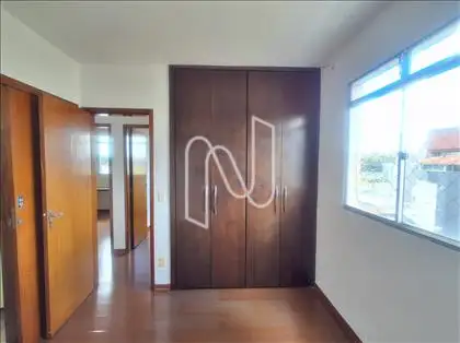  Quarto (Suíte) (Outro Ângulo) 