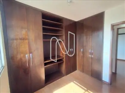 Quarto 2 (Outro Ângulo) 