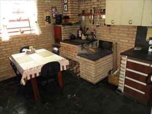   Cozinha com Fogão a Lenha