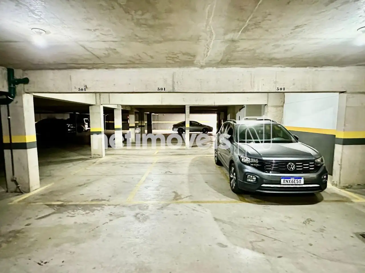 Prédio - Vagas de Garagem