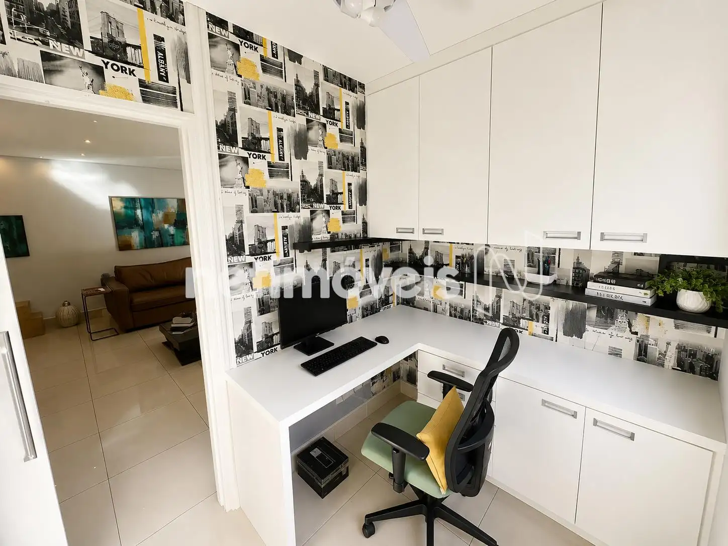 Quarto 04 (Tipo Escritório)