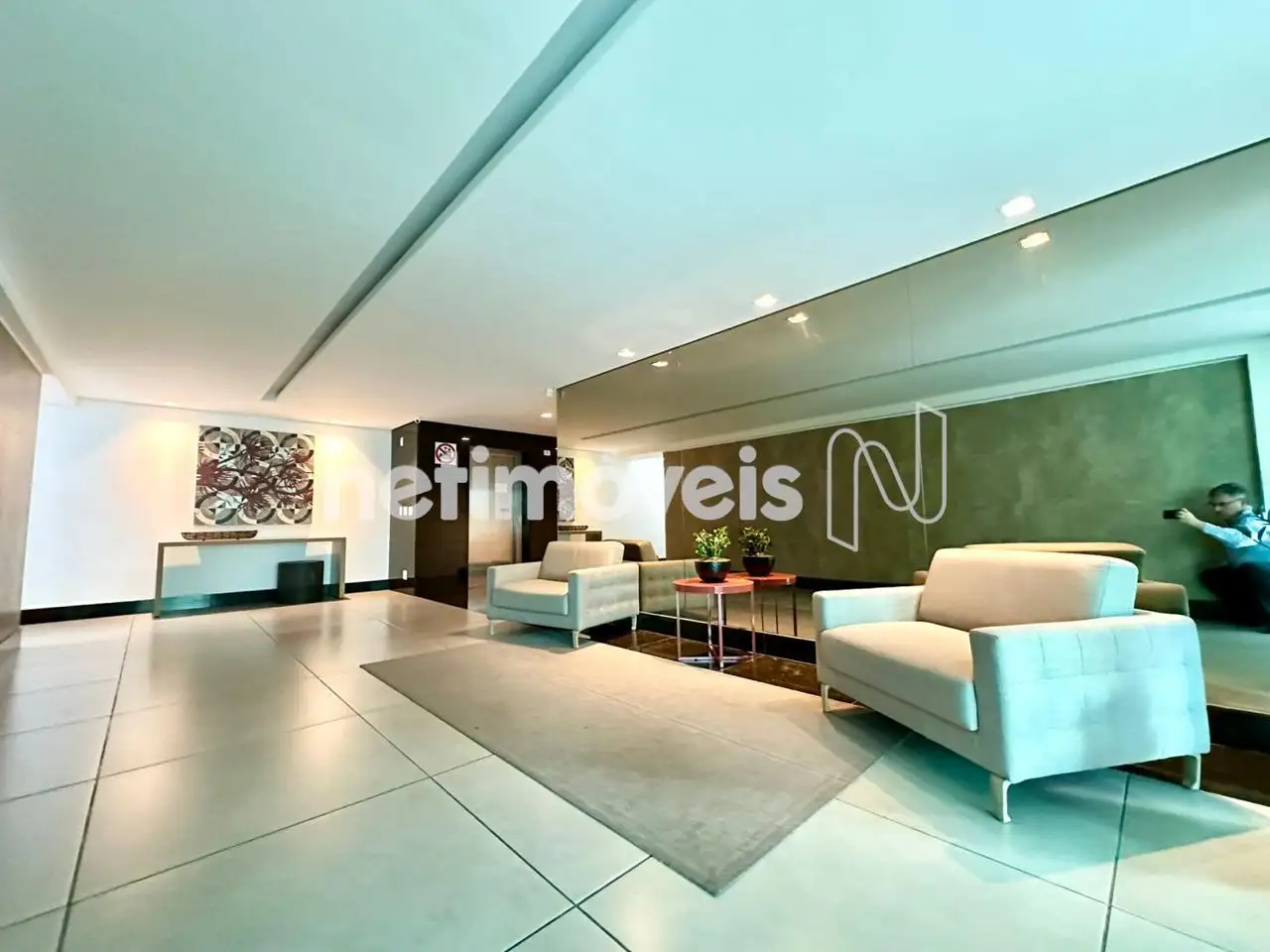 Prédio - Hall de Entrada