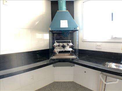 Churrasqueira na Cozinha com Exaustor