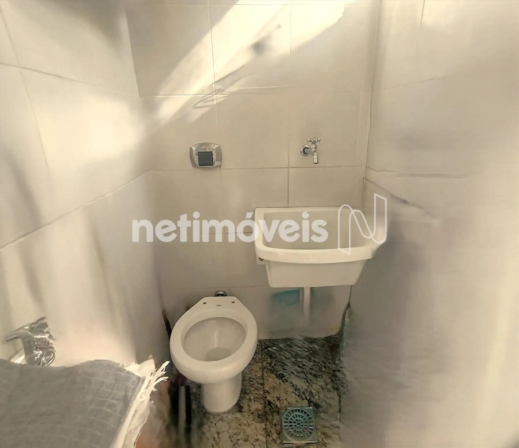 BANHEIRO DE EMPREGADA