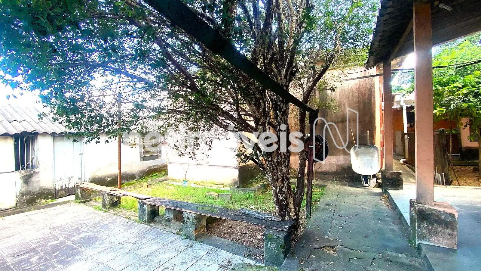 Fundos da casa outro ângulo