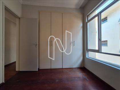 QUARTO 03 OUTRO ÂNGULO
