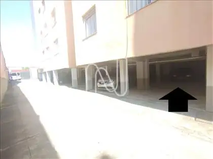 F18 - vaga de garagem foto 2