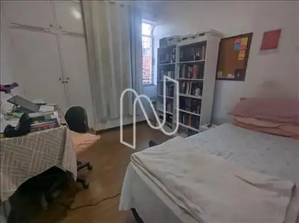 F09 - quarto 1