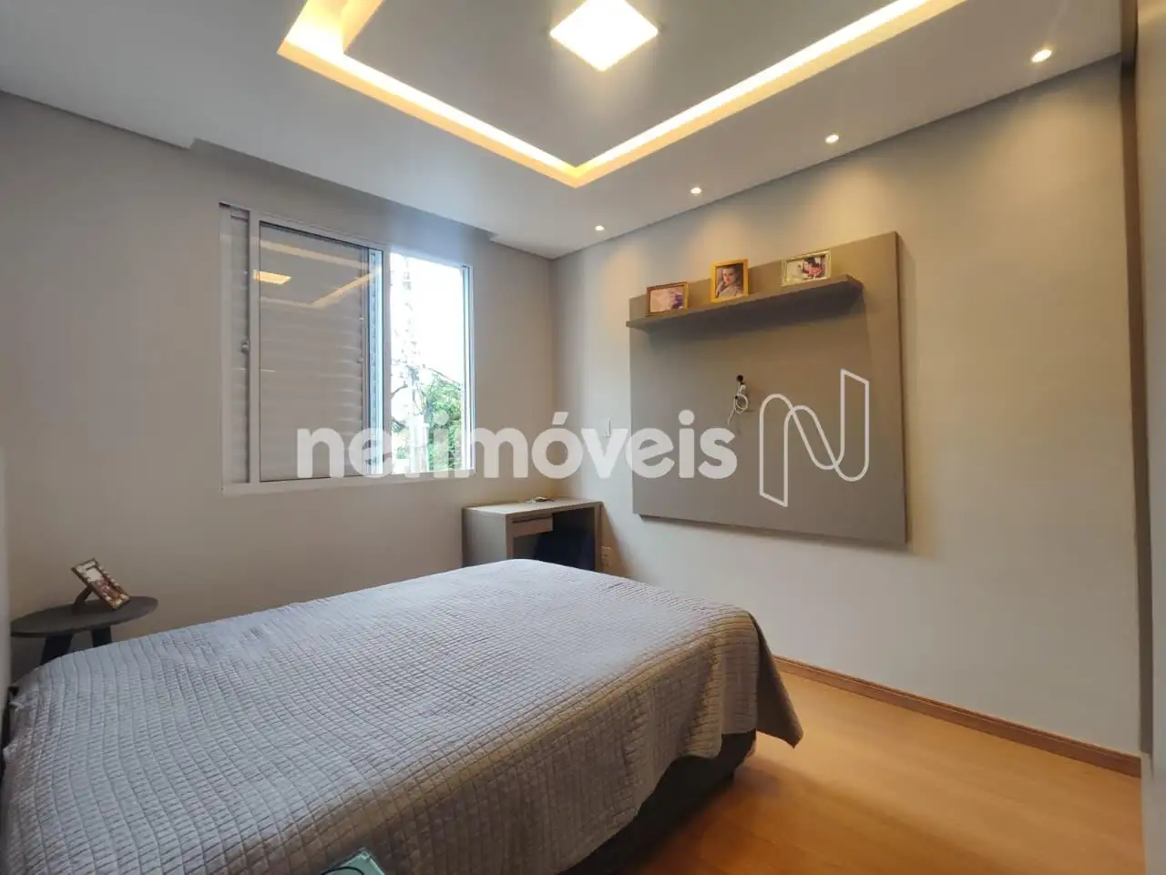 Quarto 02 (à direita)