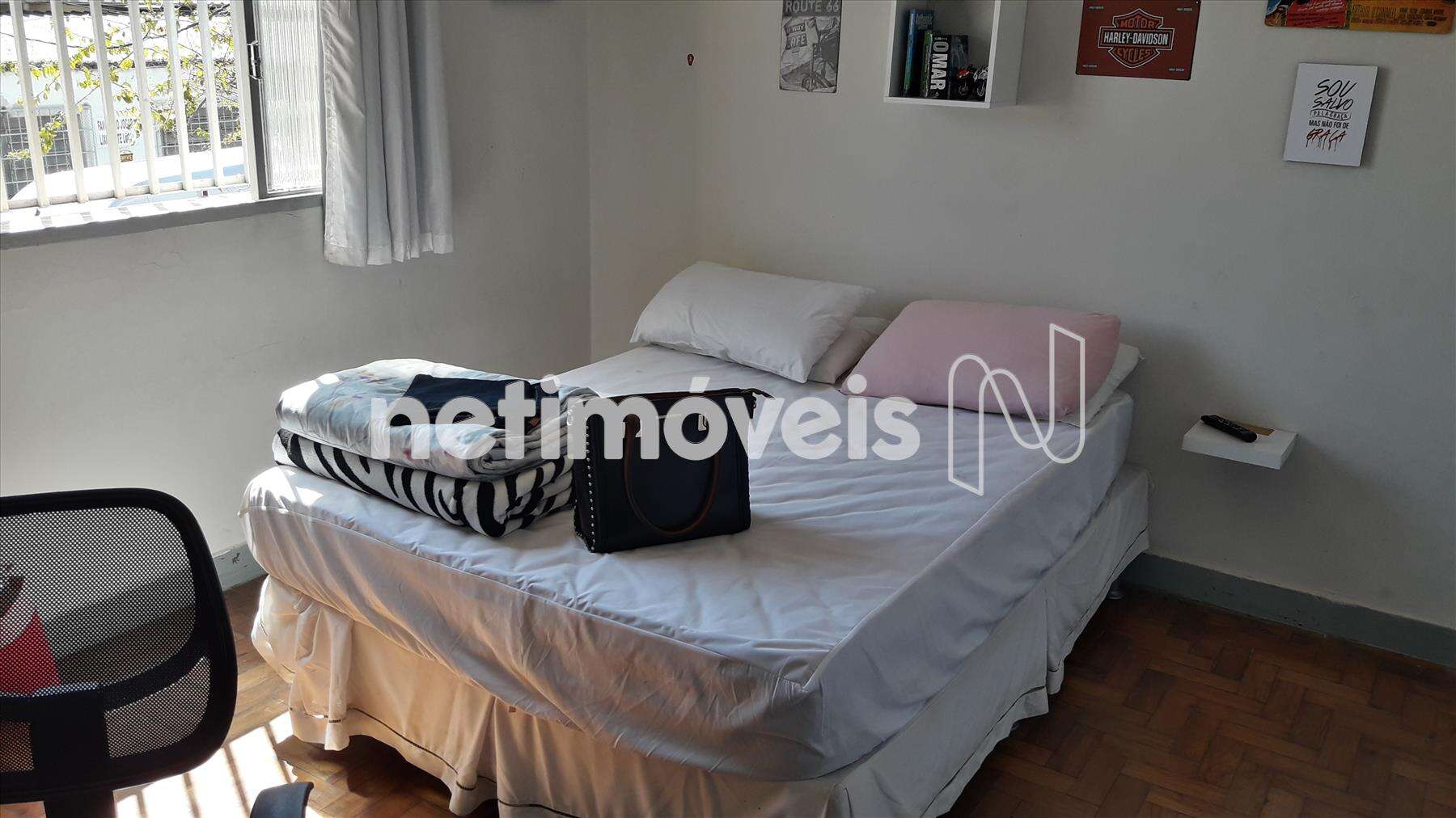 Quarto 01 outro ângulo 