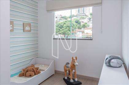 Quarto 2 com armário embutido
