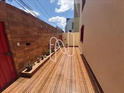  Entrada 