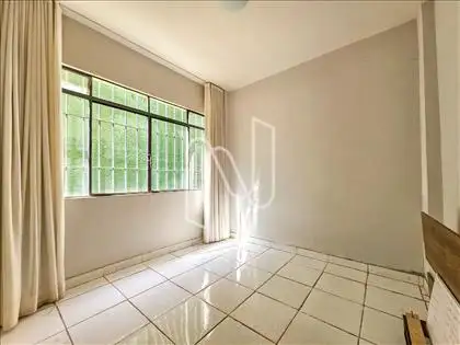   Quarto 02