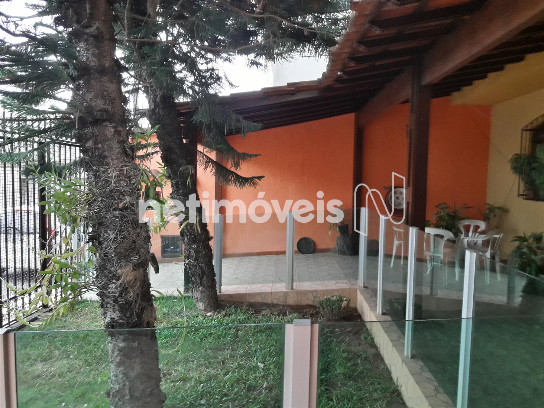 Garagem Outro Ângulo