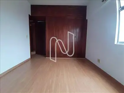 Quarto 2 (Outro Ângulo)  