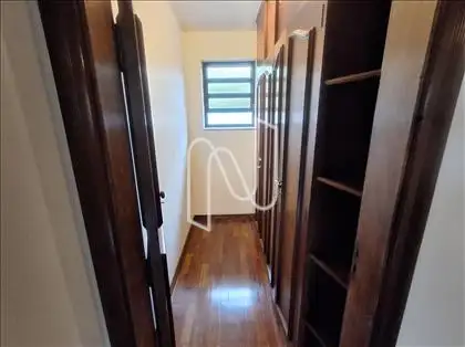 Closet (Suíte) (Outro Ângulo) 
