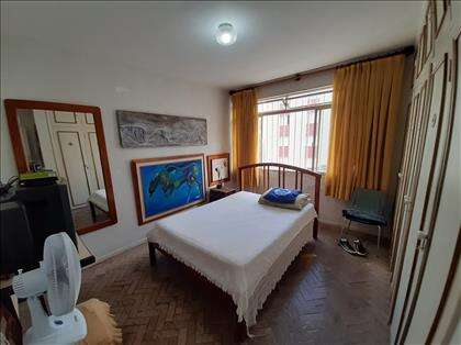 Quarto Casal Outro Ângulo